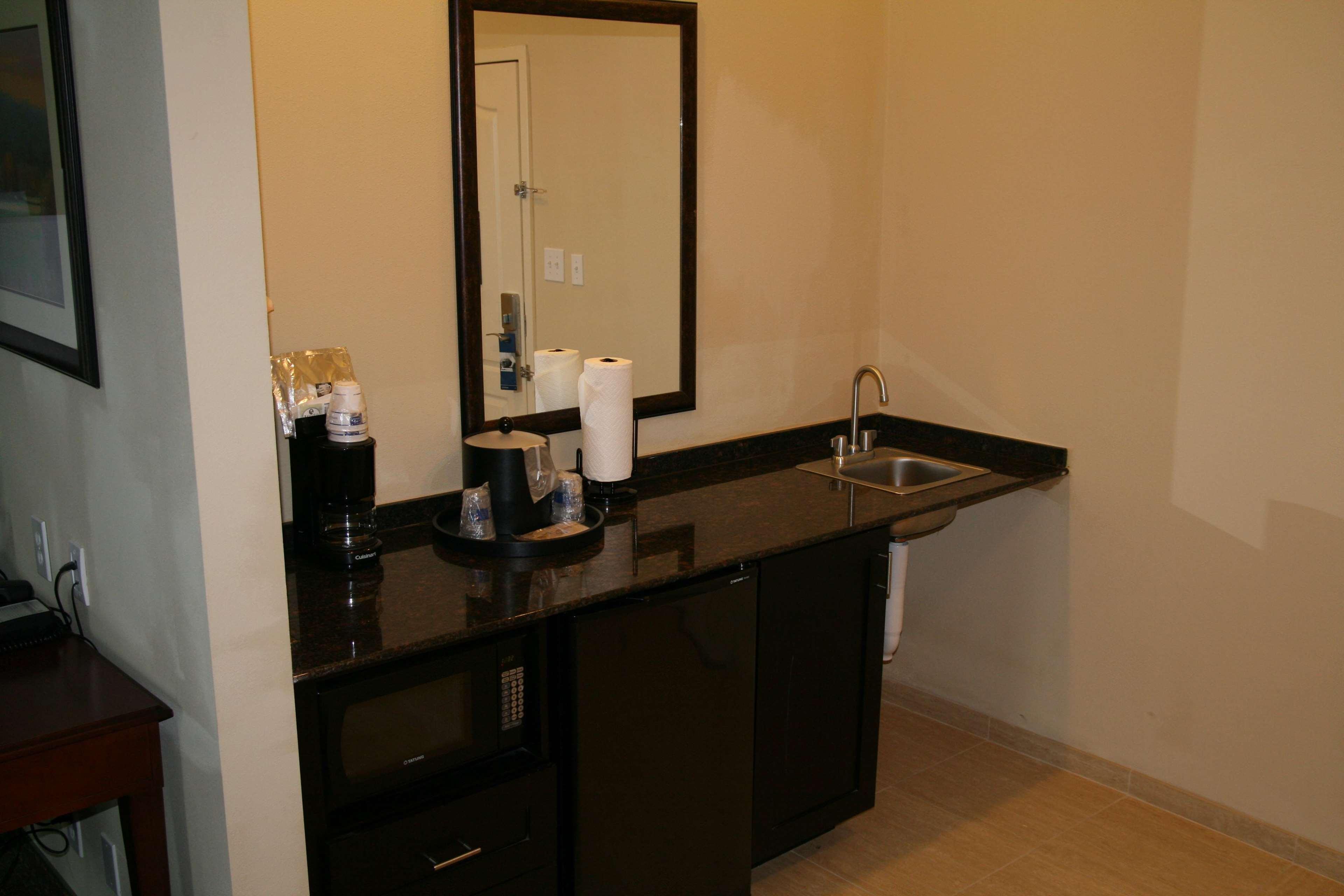 Hampton Inn Kilgore Pokoj fotografie